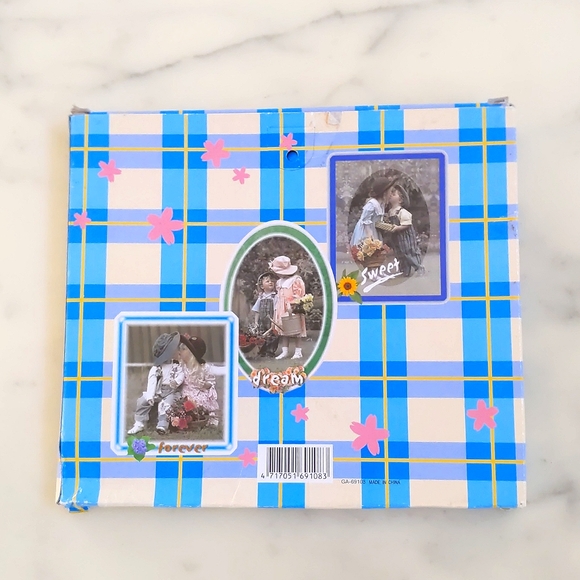 NWOT. Girl's Dream Stationery set. - Picture 2 of 2